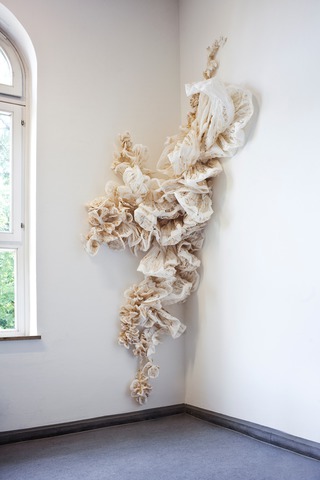 o.T., Shibori, ausgebrannt, 220 x 120 cm, 2014